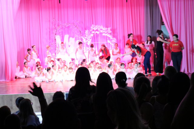 HOMENAGEM DO BALLET ÁS MÃES - 2025